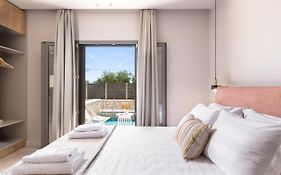 Onore Luxury Suites